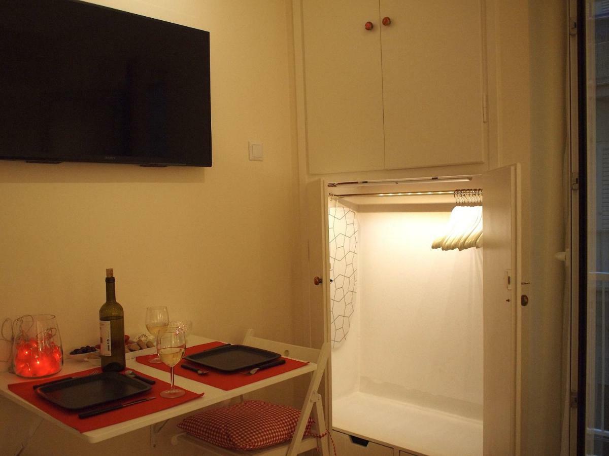 Charming Studio Posh Quartier Atena Exterior foto