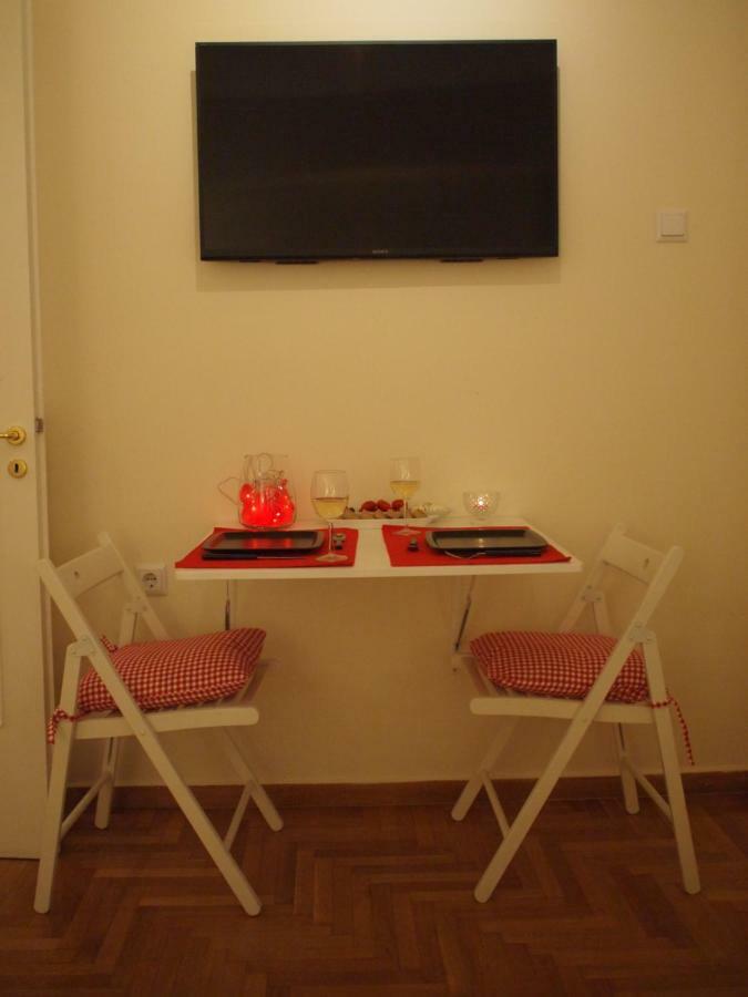 Charming Studio Posh Quartier Atena Exterior foto