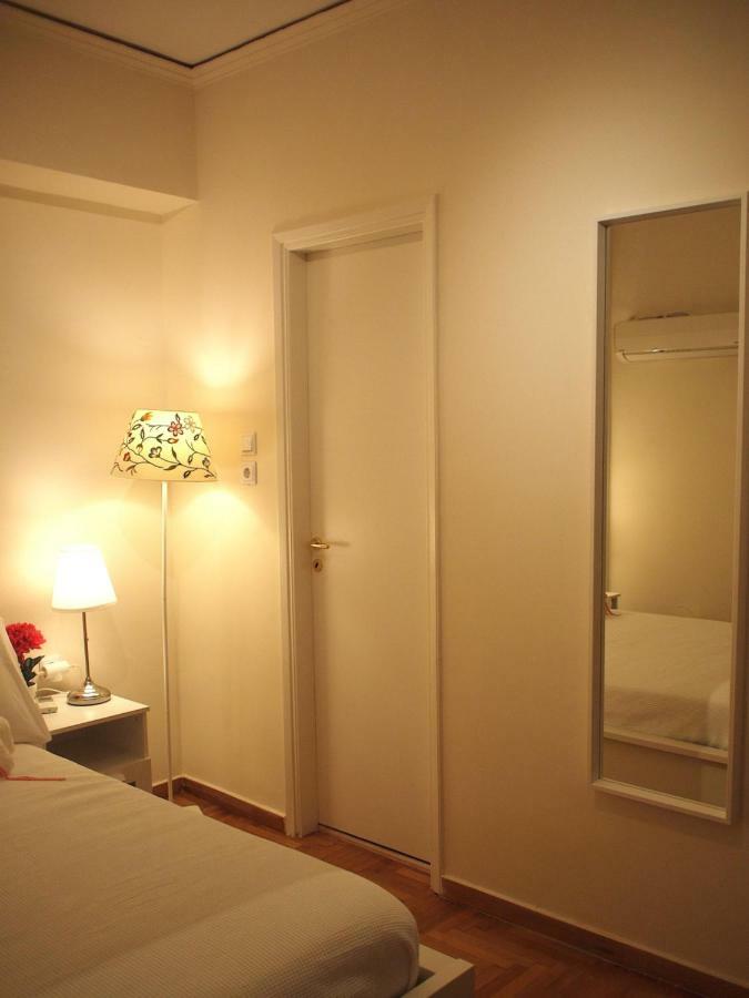 Charming Studio Posh Quartier Atena Exterior foto